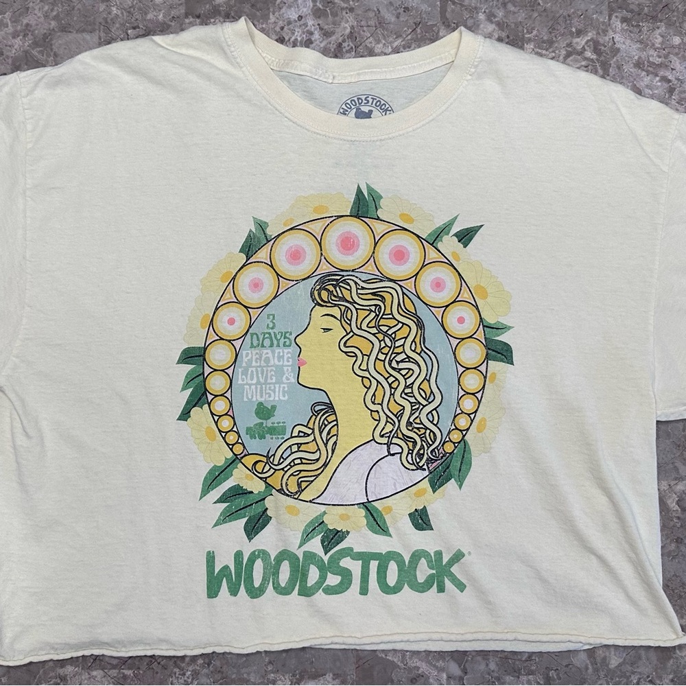 Woodstock Cropped T-shirt